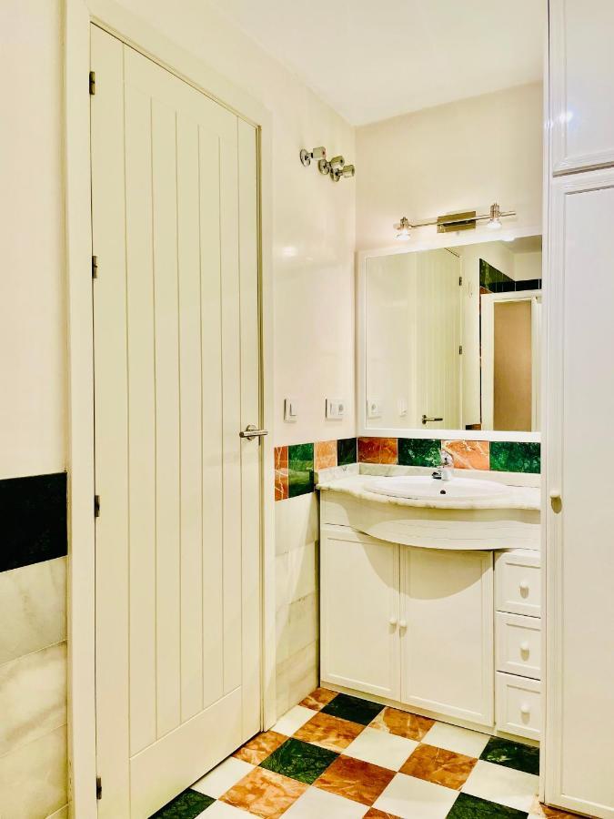 Click Entrecatedrales Apartamento